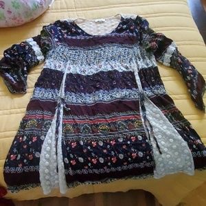 Umgee tunic size L